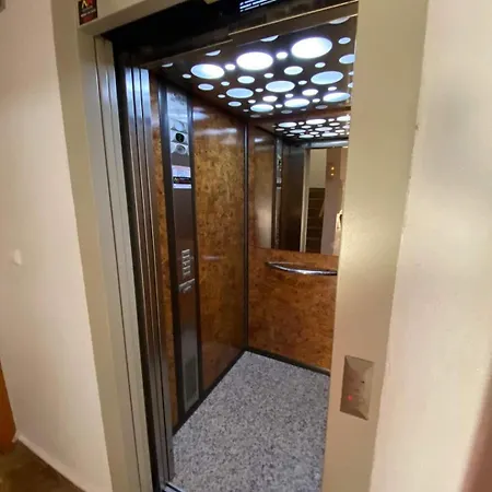 Appartamento Cozy Close To The *